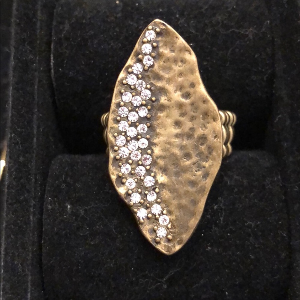 Costume ring